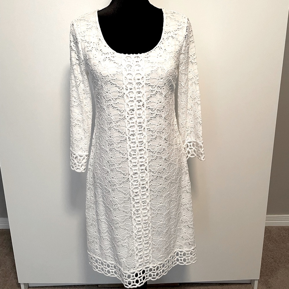 Alfani Beautiful White Dress,NWOT size small